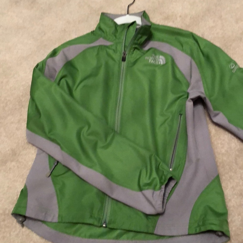 Windbreaker - Picture 3 of 7